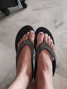 Sparkling Black Flip-Flops