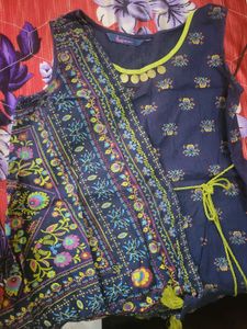 AJIO FusionFloral Print Wrap-Style Tunic Angrakha