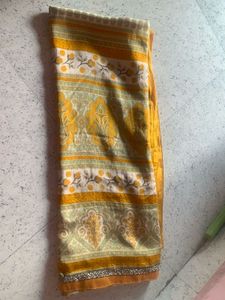 Elegant Floral Print Saree