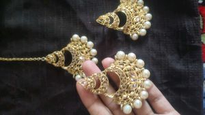 Elegant Gold Pearl Jewellery Set