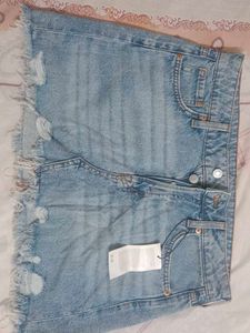 H n M denim skirt