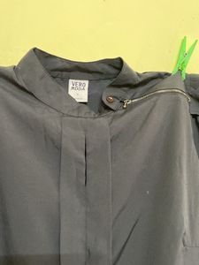A Greyish Vero Moda Top