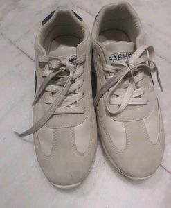 Stylish Cream Sneakers