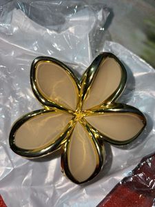 Elegant Flower Hair Clip