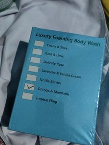 Bryan &amp; Candy Luxury Foaming Body Wash