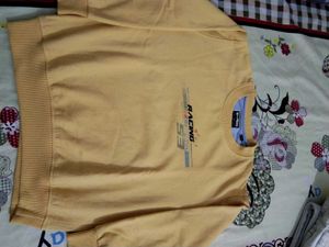 Stylish Yellow Sweatshirt for kids