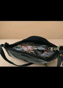 ✨Black Croc Texture Shoulder Bag  Brand+Freebie