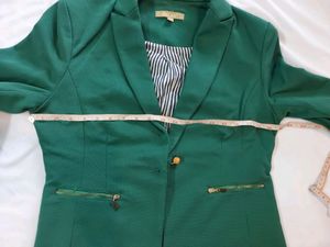 Green Casual Long Sleeves Blazer !