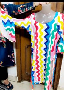 Vibrant Abstract Print Flared Sleeve Kurta