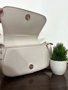 Chic Cream Crossbody Bag
