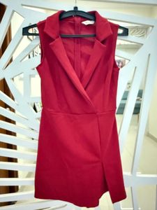 Chic Red Sleeveless Blazer Dress