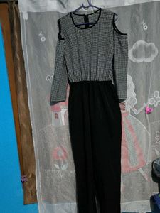 Chic Black and White Gingham Cold Shoulder Jumpsui
