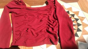 Chic Ruched Long Sleeve Crop Top