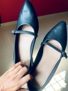 Stylish Black Heels