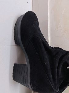Brand new Long boots 🎉 Grab It Now Or never
