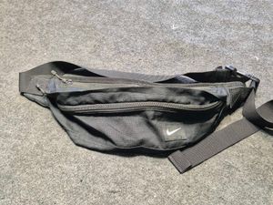 Nike Heritage Hip Pack / Crossbody Waist Bag (Anth