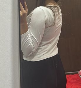 basic white top