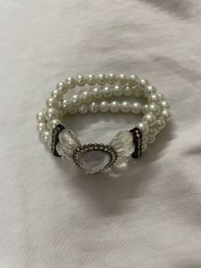 Vintage Pearl &amp; Crystal Bracelet