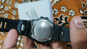 G shock watch