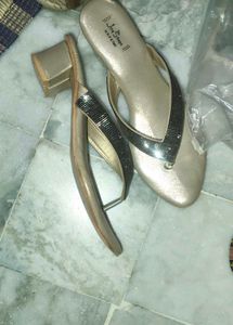 Sparkly Flip-Flop Sandals