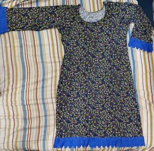 Floral Print kurta like dress with Lace Trim
