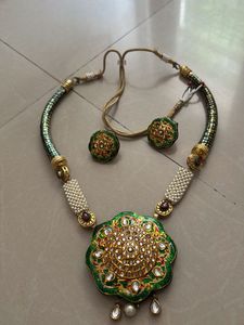 combo Kundan set handbag and Kitchen