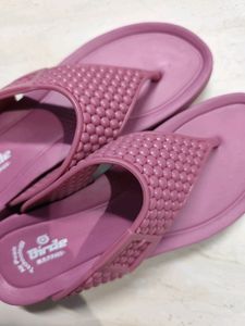 Brand New Women's Slipper