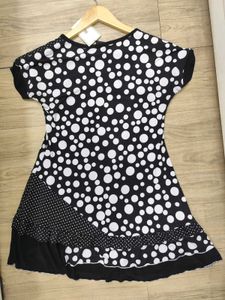 H&amp;M Ruffle Dress Style Long Top - Size (M)