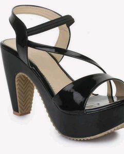 Chic Black Heeled Sandals