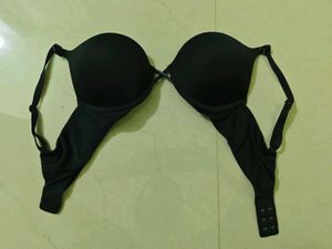 Push up-Classic Black Padded Bra