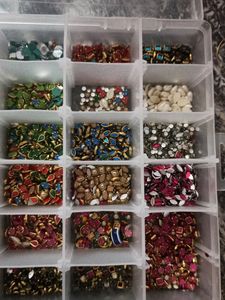 Kundan Stones