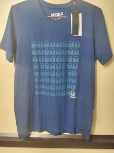 Single Men's Casual Tshirt. Like New.