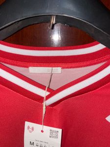 Zara Social Leagues Red Graphic jersey