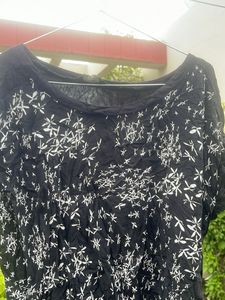 Black White Floral Print Top