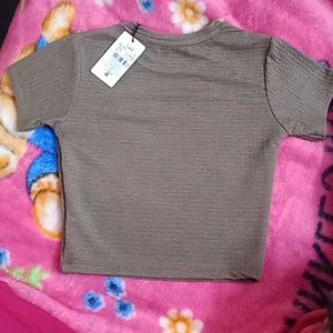 M size Brown Fitted Short Sleeve Top