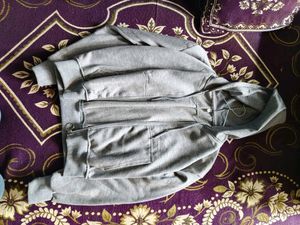 Cropped Zipper Hoodie