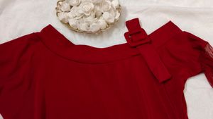 Mitaha Maroon One Side Off-shoulder Top