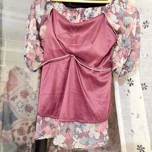 Padded Floral Peplum Top