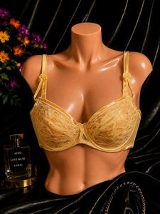 🇳🇿💫🎀Lace Trimmed Yellow Bra