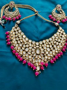 Stunning Kundan Necklace & Earring Set