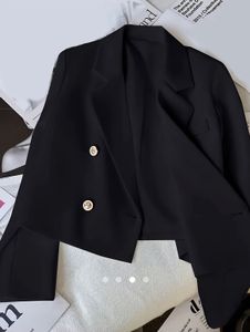 Chic Double-Breasted Cropped Blazer