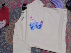 Cute Elephant Graphic T-Shirt(s size)