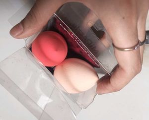 Makeup sponges/ beauty blender