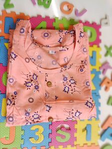 Cotton kurti without liningSize tag XXL but able t