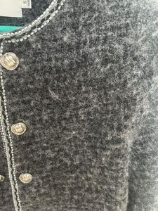 Chic Tweed Cropped Jacket