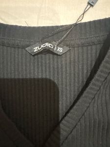 ZUDIO Ribbed Henley Neck T-Shirt (XS)