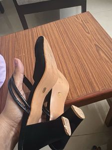 Elegant Black Suede Mules