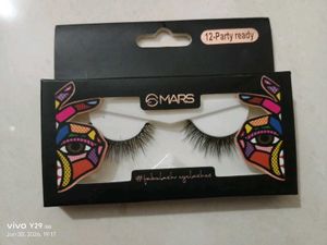 MARS EYELASHES