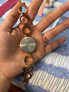 Stylish Laser Gold-Tone Bracelet Watch