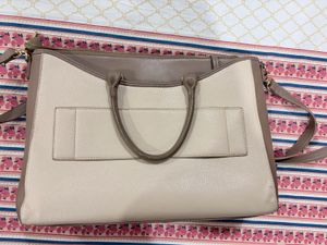 Chic Two-Tone Tote Handbag